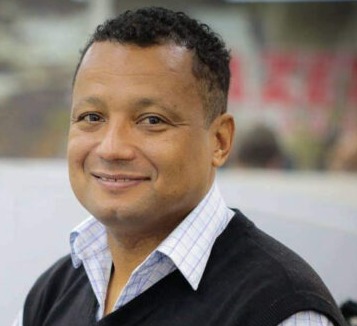 Dr. Marcus Elson